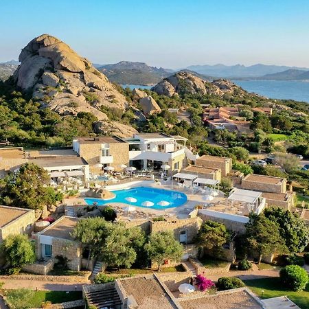 Hotel Grand Relais Dei Nuraghi (Adults Only) Baja Sardinya Dış mekan fotoğraf