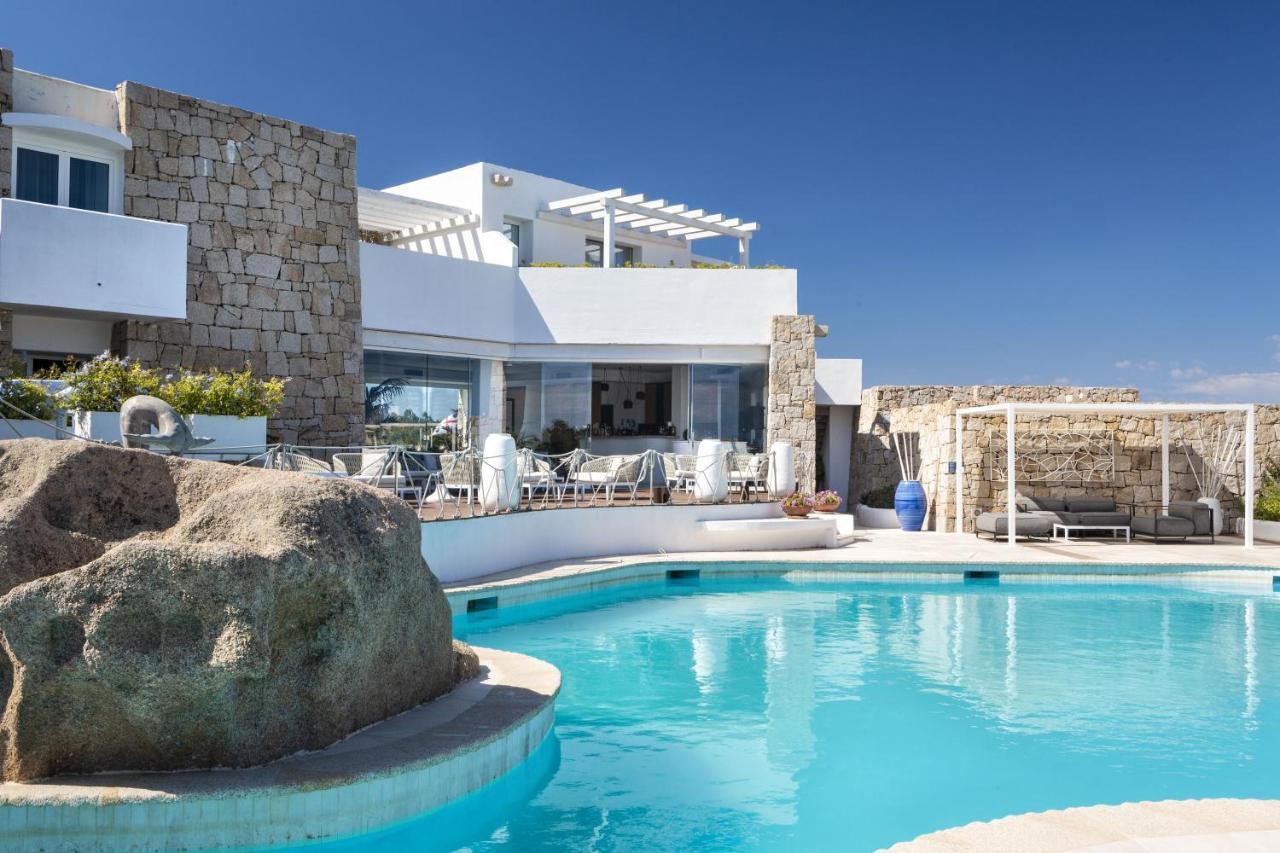Hotel Grand Relais Dei Nuraghi (Adults Only) Baja Sardinya Dış mekan fotoğraf