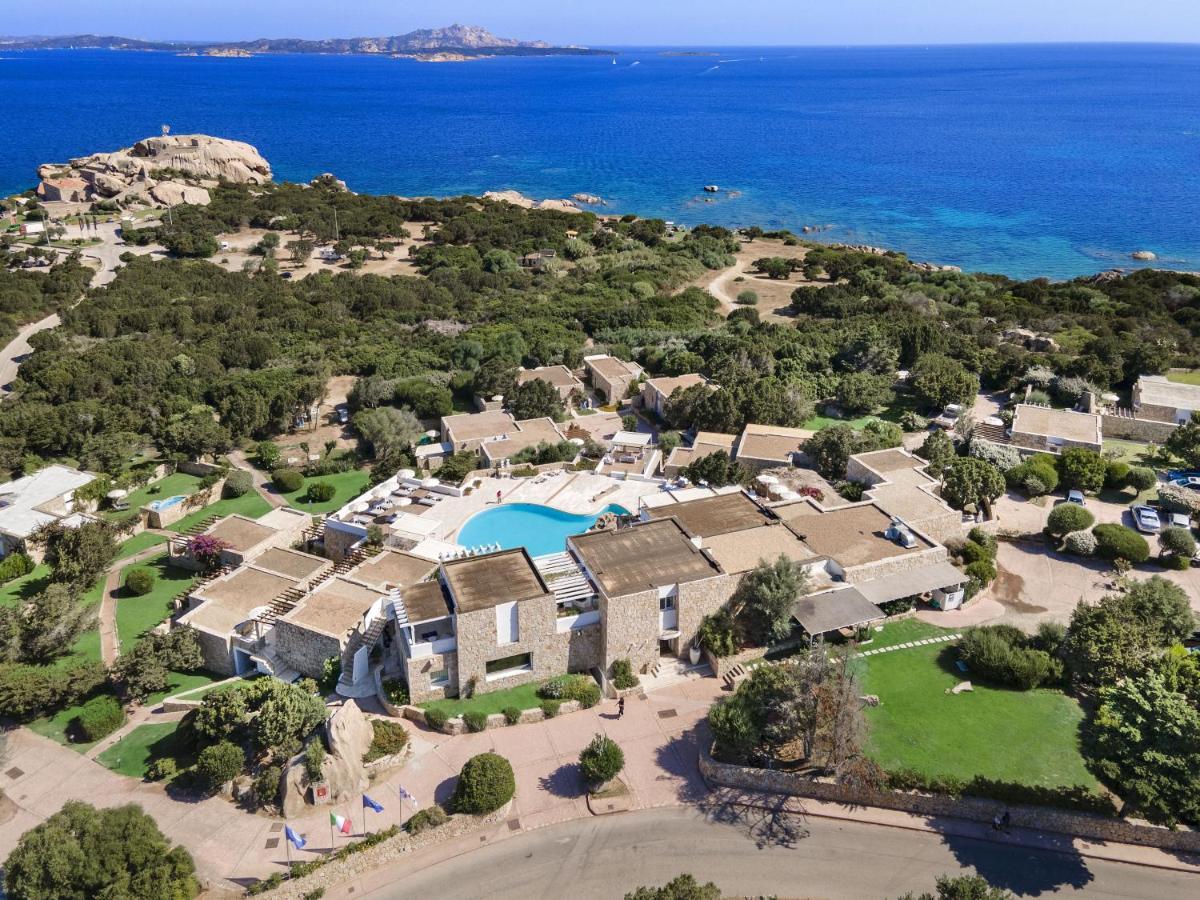Hotel Grand Relais Dei Nuraghi (Adults Only) Baja Sardinya Dış mekan fotoğraf