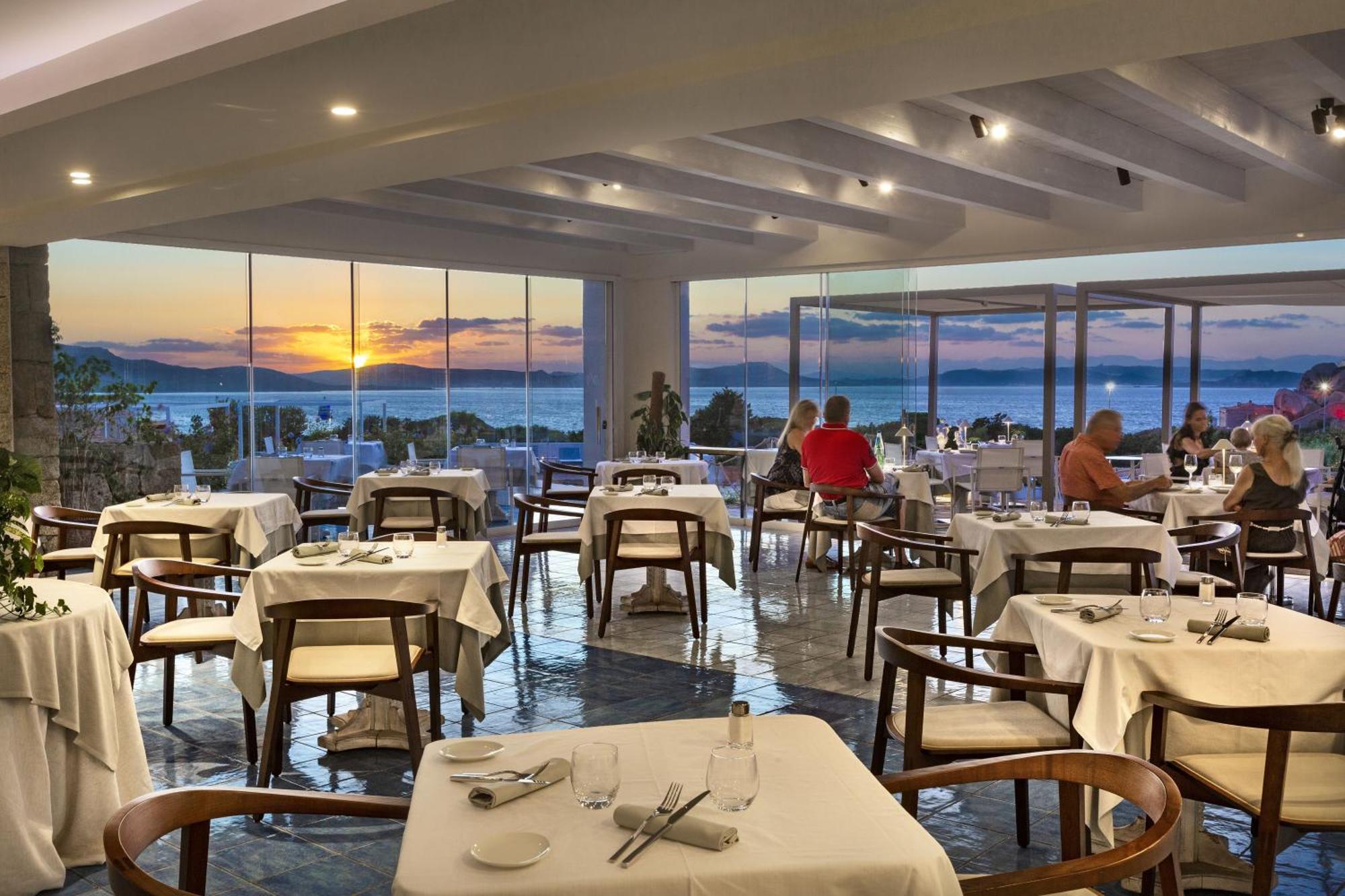 Hotel Grand Relais Dei Nuraghi (Adults Only) Baja Sardinya Dış mekan fotoğraf