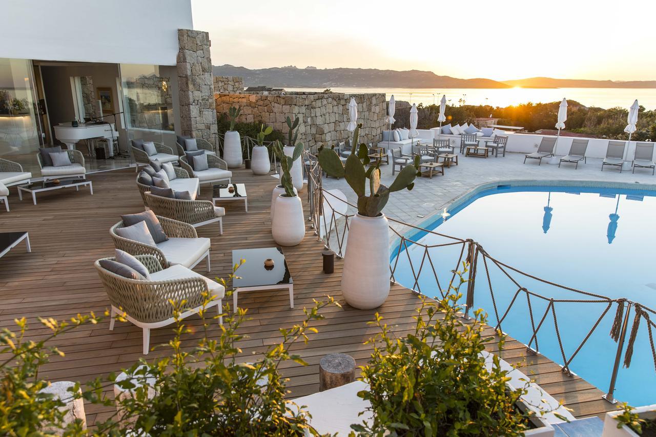 Hotel Grand Relais Dei Nuraghi (Adults Only) Baja Sardinya Dış mekan fotoğraf