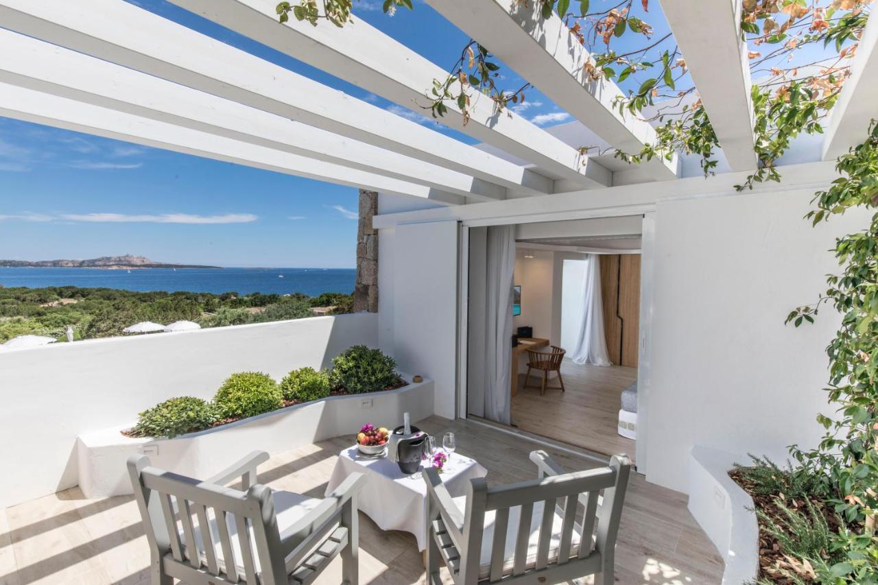 Hotel Grand Relais Dei Nuraghi (Adults Only) Baja Sardinya Dış mekan fotoğraf