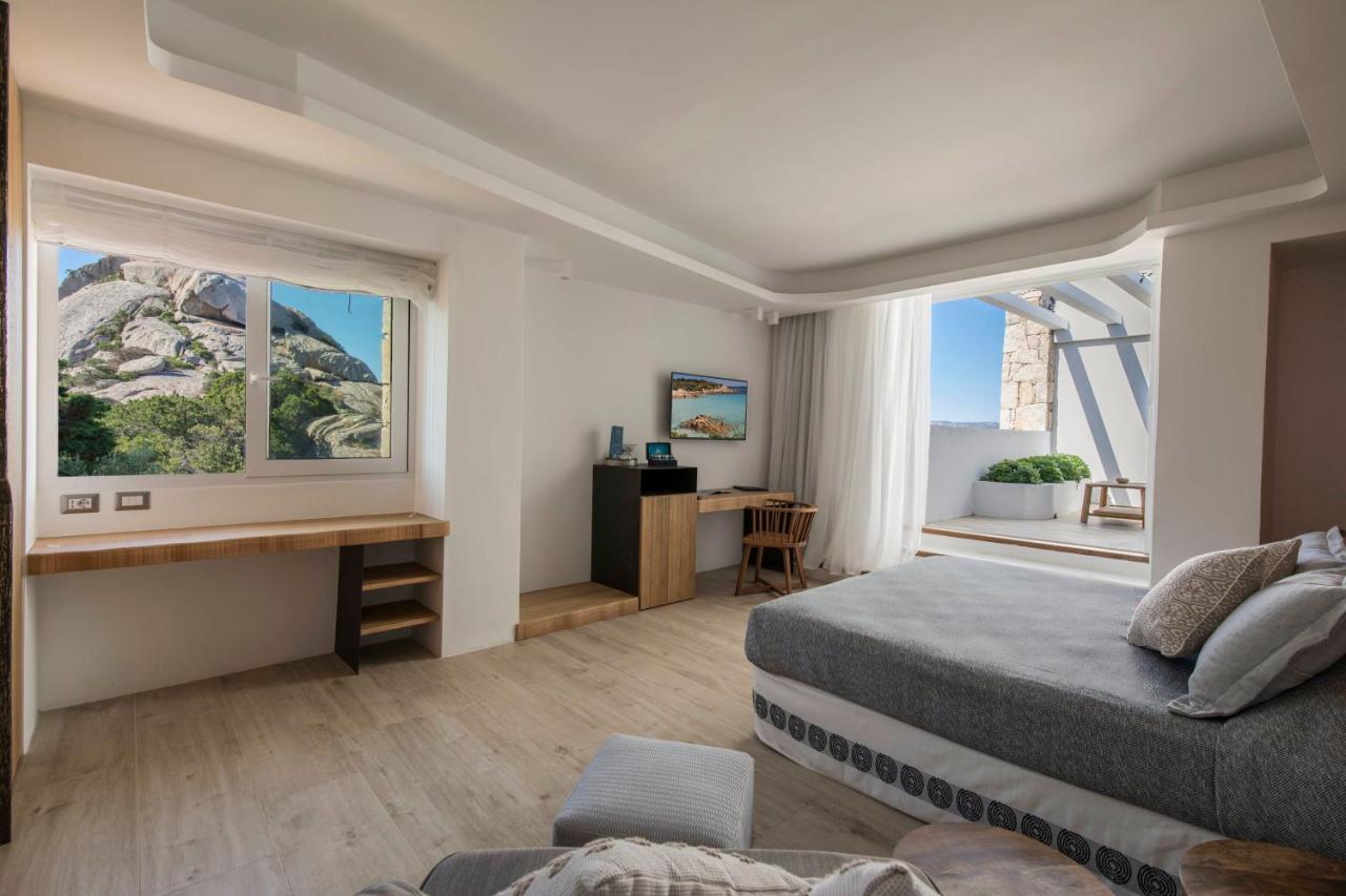 Hotel Grand Relais Dei Nuraghi (Adults Only) Baja Sardinya Dış mekan fotoğraf